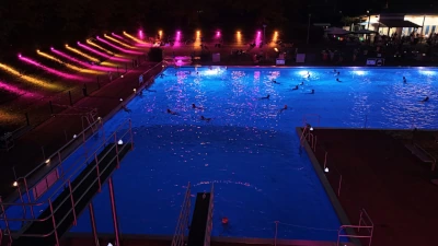 Foto vom Abendschwimmen im Freibad
